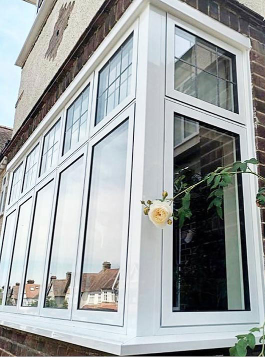 Choosing Aluminium Windows & Doors in Buckhurst Hill IG9 & throughout Ilford Essex